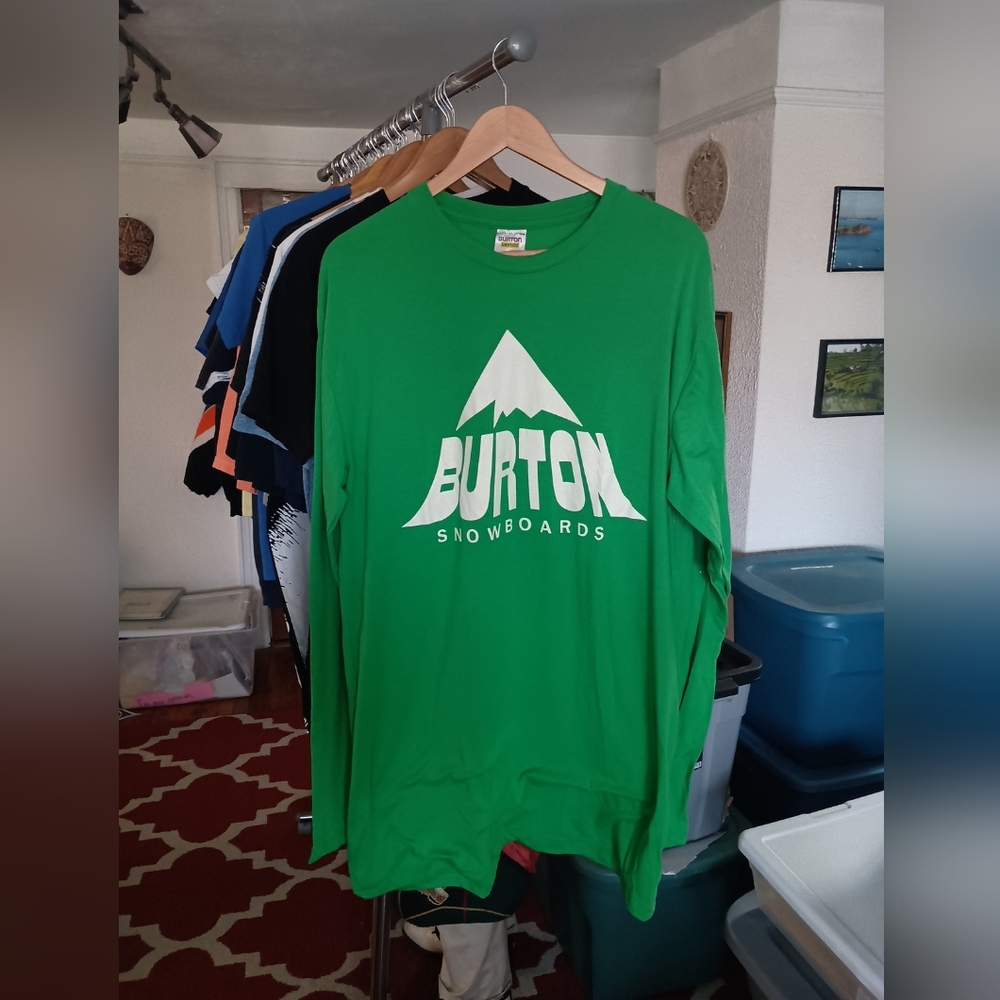 Vintage Burton Snowboards Dry Ride Long Sleeve Tuck in Shirt Size M Long John